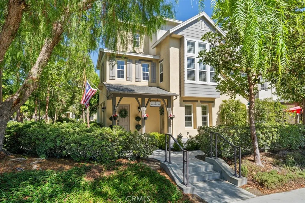 1 Red Leaf Lane Ladera Ranch, CA 92694