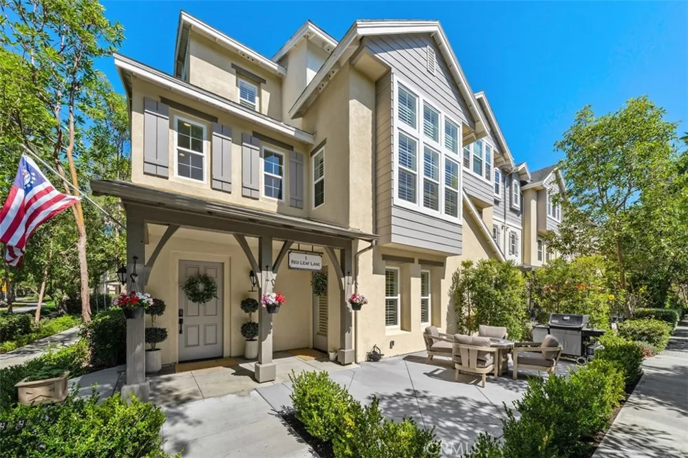 1 Red Leaf Lane Ladera Ranch, CA 92694