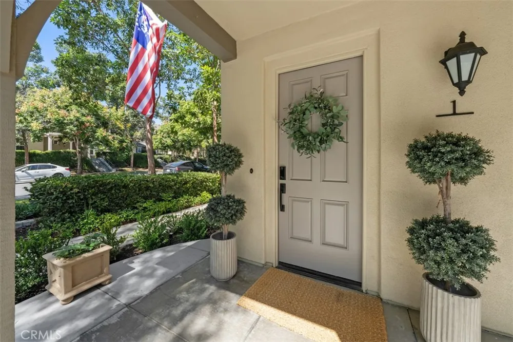 1 Red Leaf Lane Ladera Ranch, CA 92694