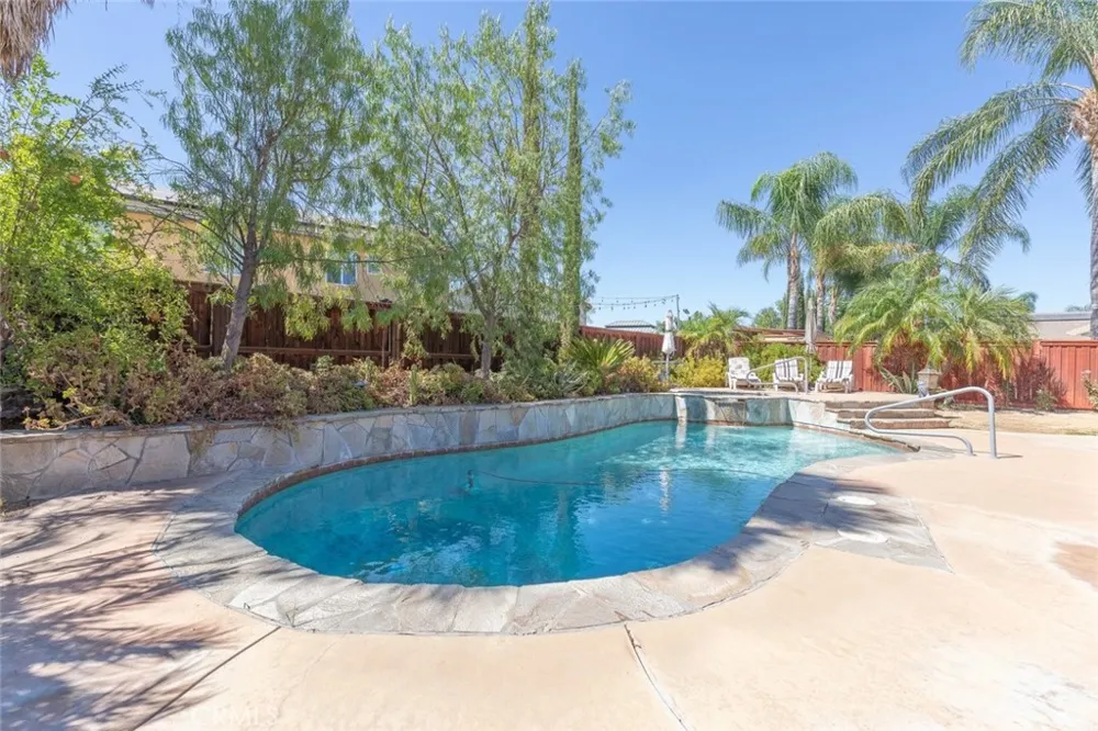 37097 Edgemont Murrieta, CA 92563