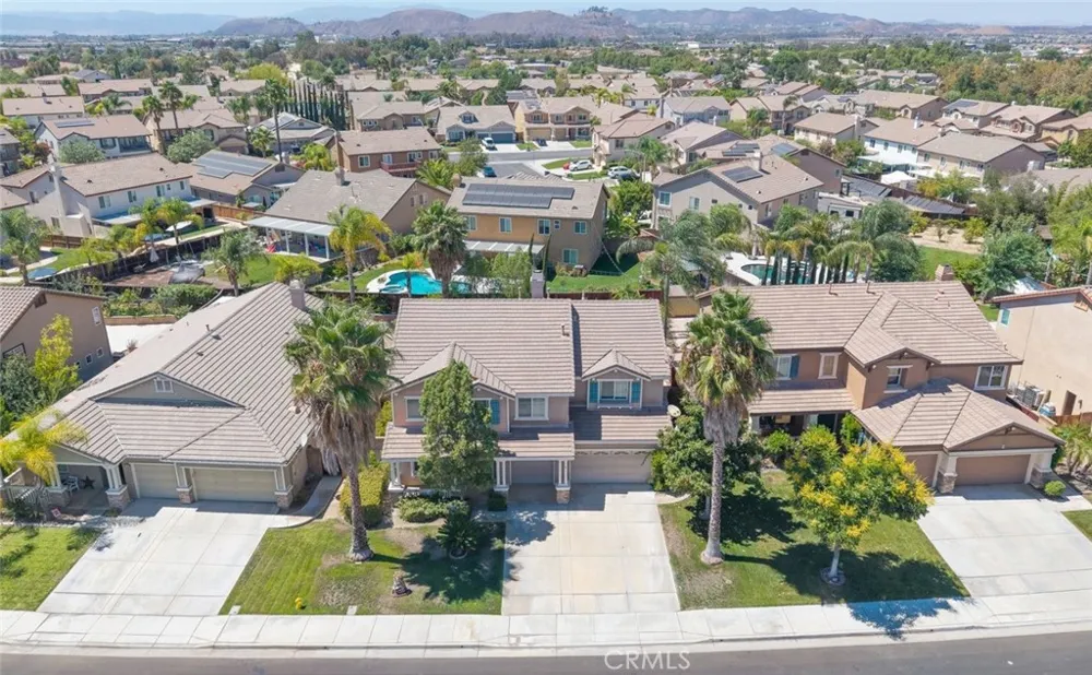 37097 Edgemont Murrieta, CA 92563