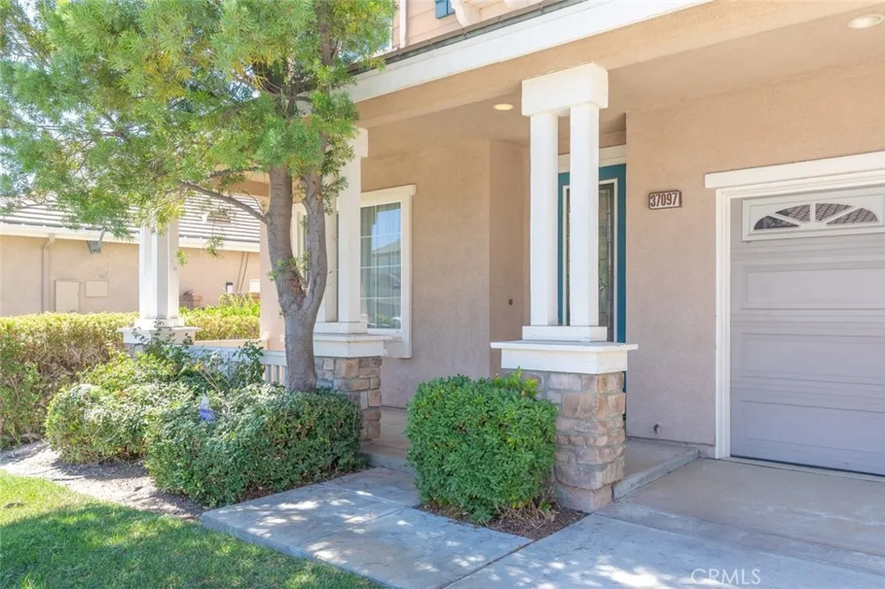 37097 Edgemont Murrieta, CA 92563