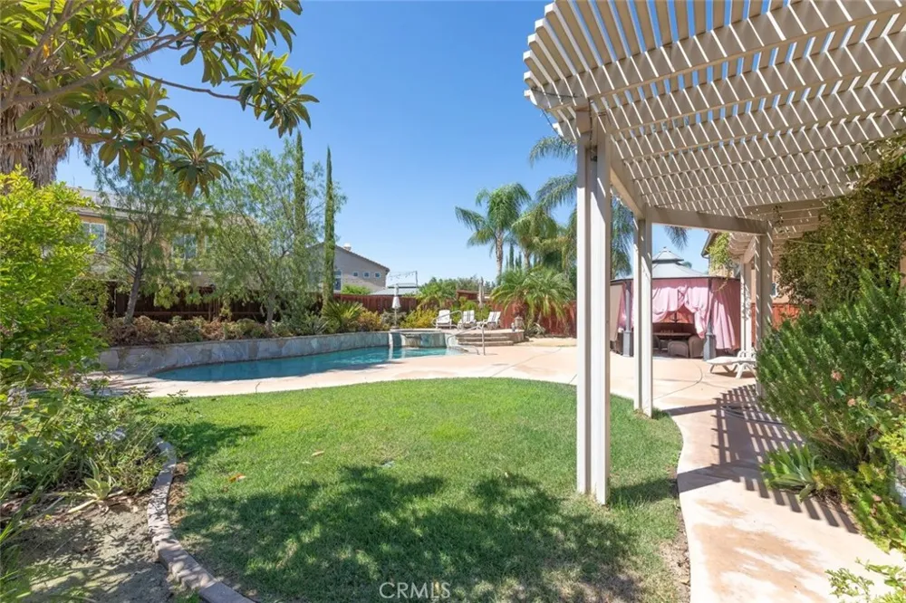 37097 Edgemont Murrieta, CA 92563