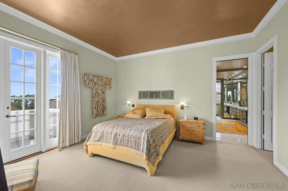 7612 Hillside Dr La Jolla, CA 92037