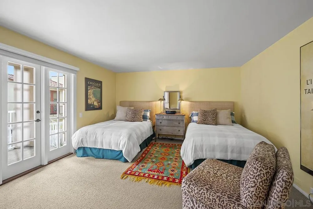 7612 Hillside Dr La Jolla, CA 92037