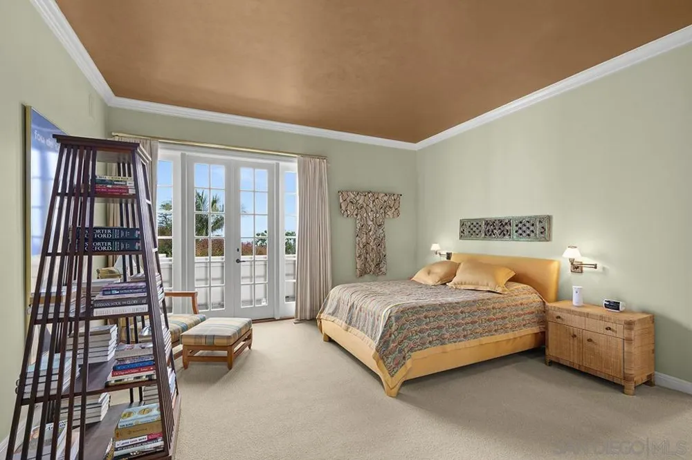 7612 Hillside Dr La Jolla, CA 92037