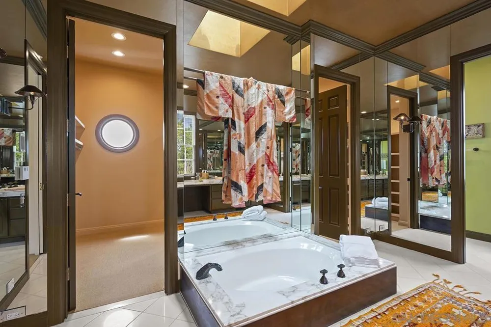7612 Hillside Dr La Jolla, CA 92037