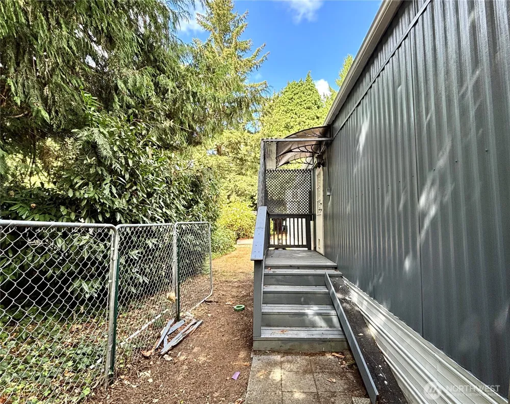 900 29th Street SE #E14 Auburn, WA 98002