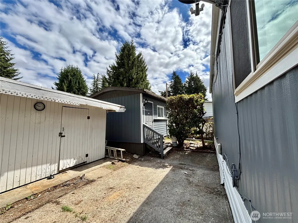 900 29th Street SE #E14 Auburn, WA 98002