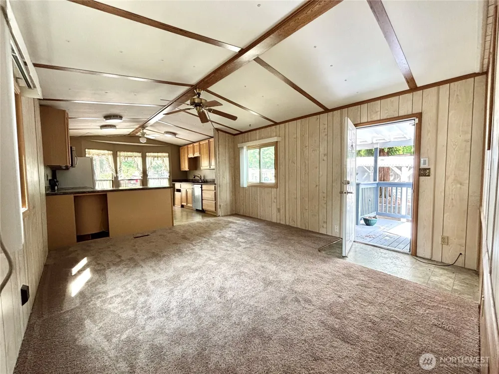 900 29th Street SE #E14 Auburn, WA 98002