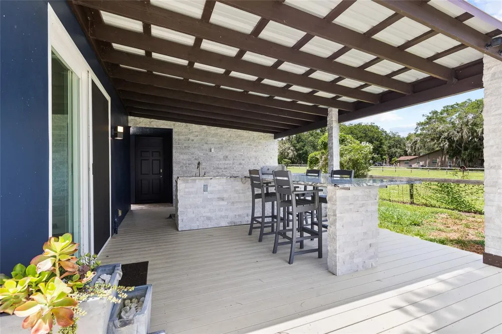 18200 CYPRESS COVE LANE Lutz, FL 33549