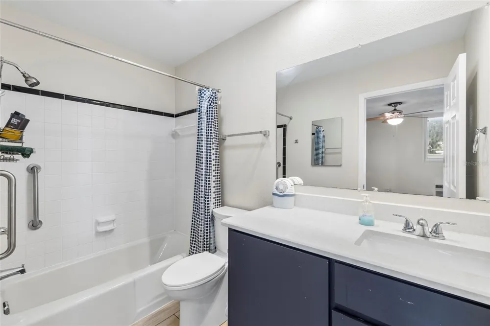 18200 CYPRESS COVE LANE Lutz, FL 33549