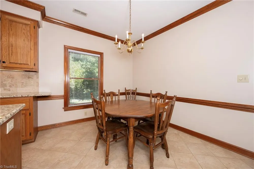 3265 Beroth Road Pfafftown, NC 27040