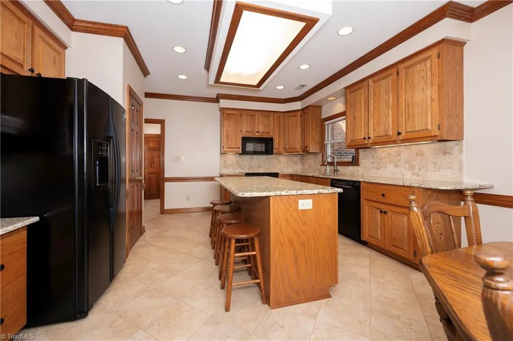 3265 Beroth Road Pfafftown, NC 27040