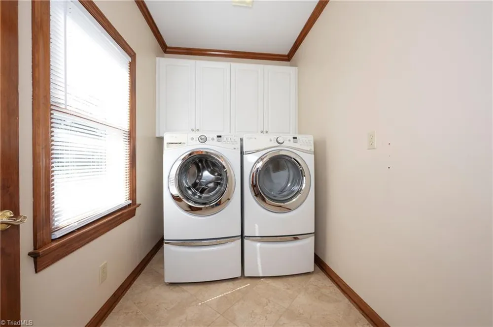 3265 Beroth Road Pfafftown, NC 27040