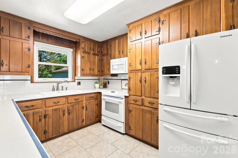 469 Sunset Drive Winston Salem, NC 27107