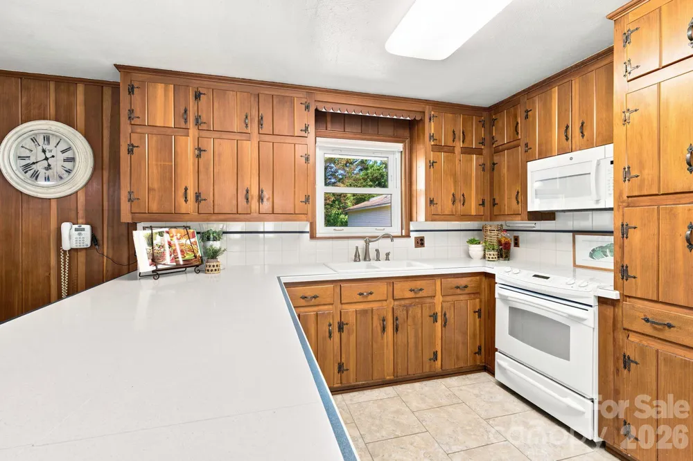 469 Sunset Drive Winston Salem, NC 27107