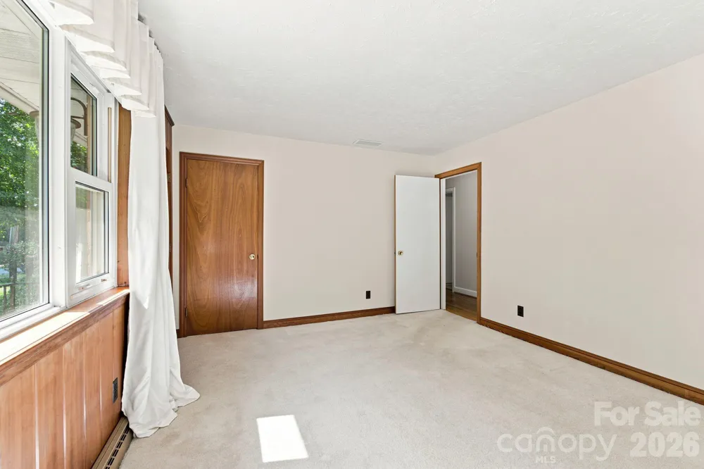 469 Sunset Drive Winston Salem, NC 27107