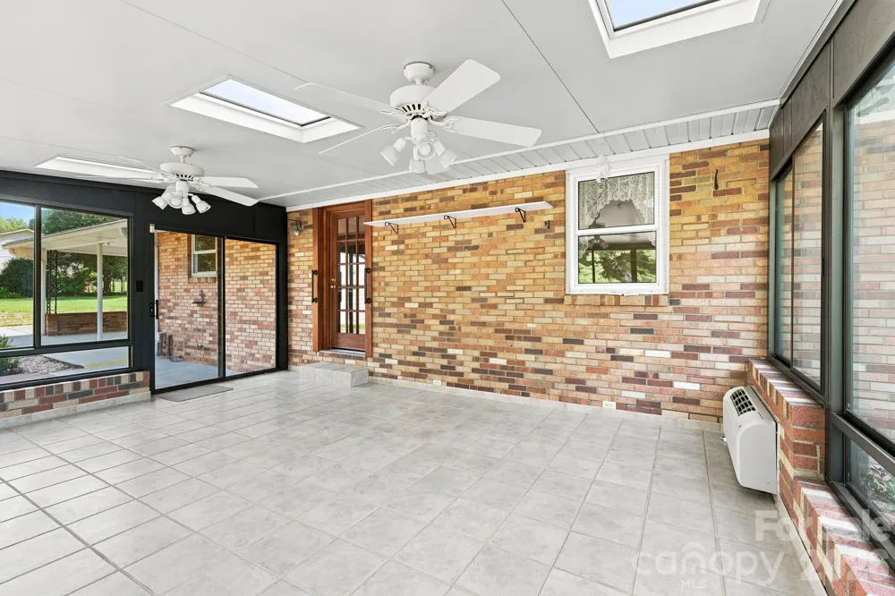 469 Sunset Drive Winston Salem, NC 27107
