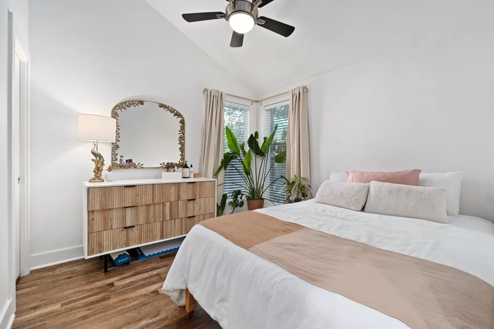 5502 Avenue F #B Austin, TX 78751