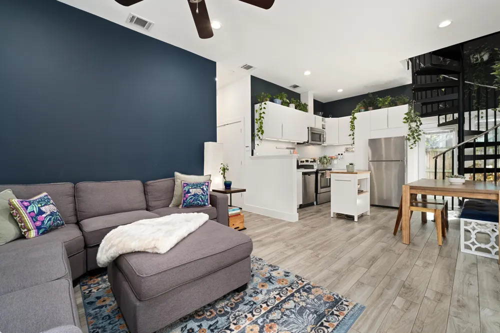 5502 Avenue F #B Austin, TX 78751