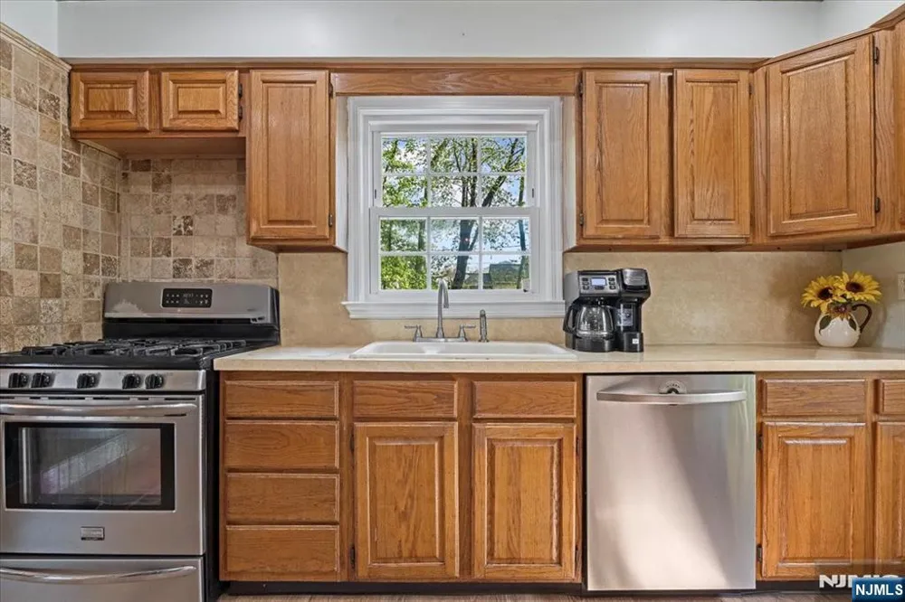 26 Meslar Road Morris Township, NJ 07950