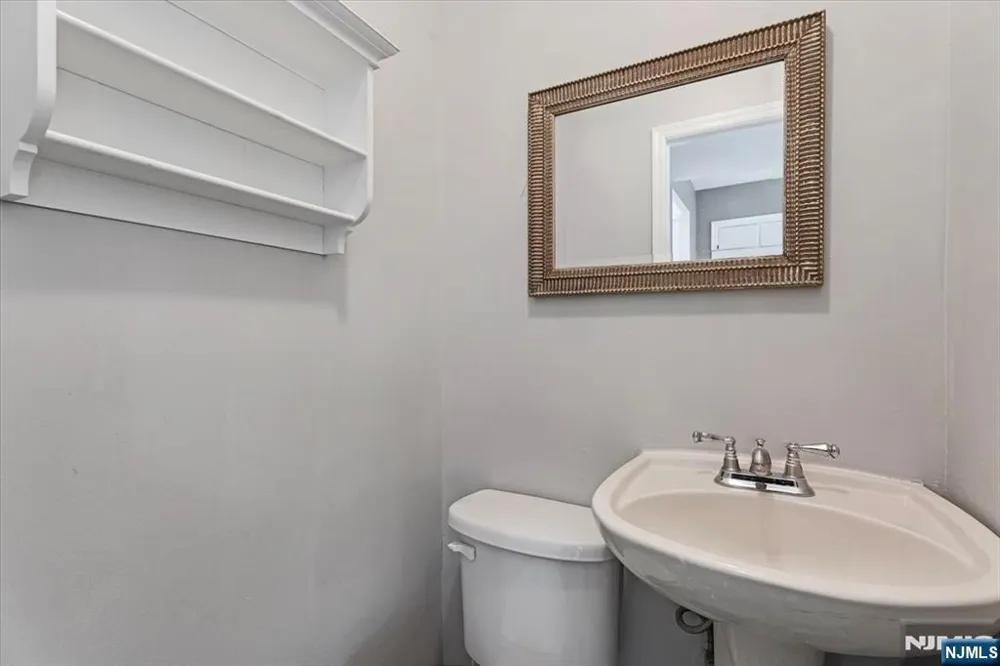 26 Meslar Road Morris Township, NJ 07950