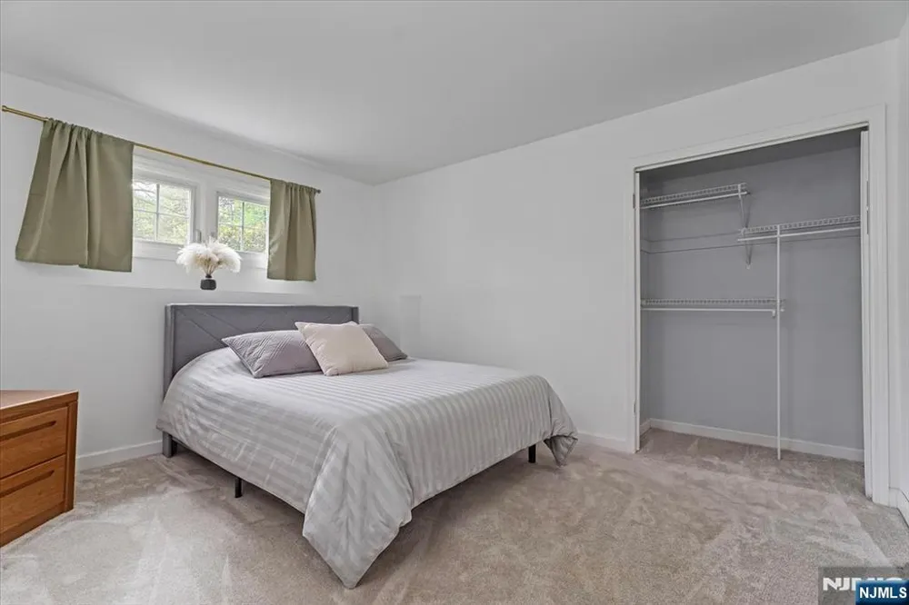 26 Meslar Road Morris Township, NJ 07950