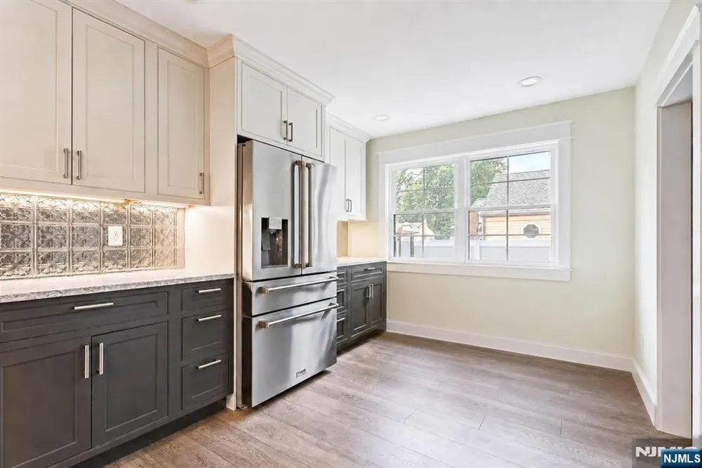 1074 Colfax Avenue Pompton Lakes, NJ 07442