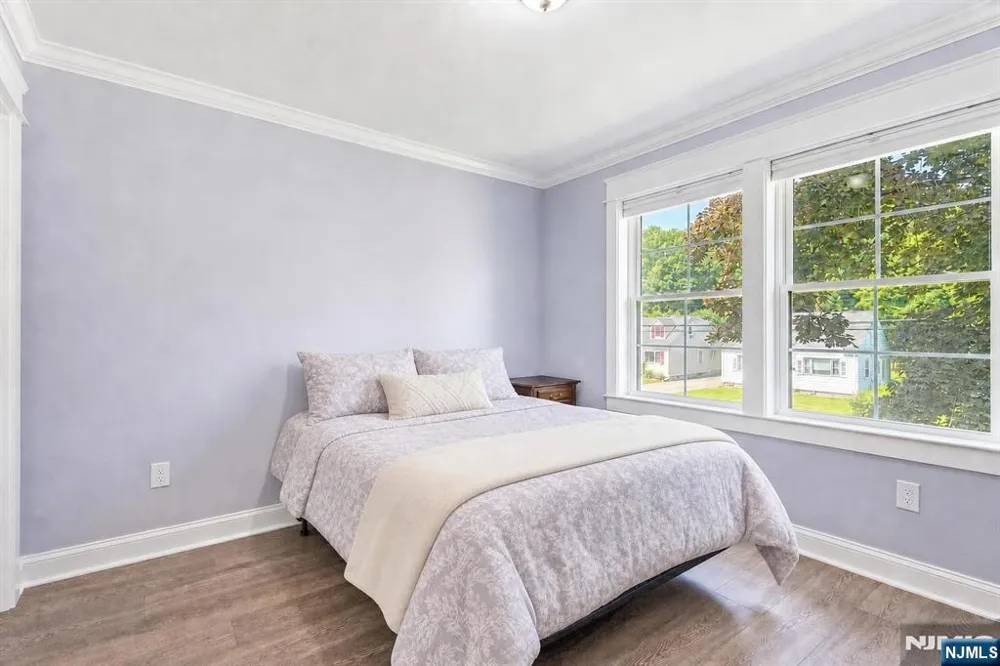 1074 Colfax Avenue Pompton Lakes, NJ 07442