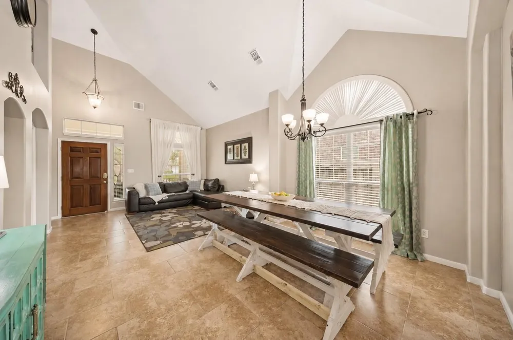 4026 Chestnut Bend Missouri City, TX 77459