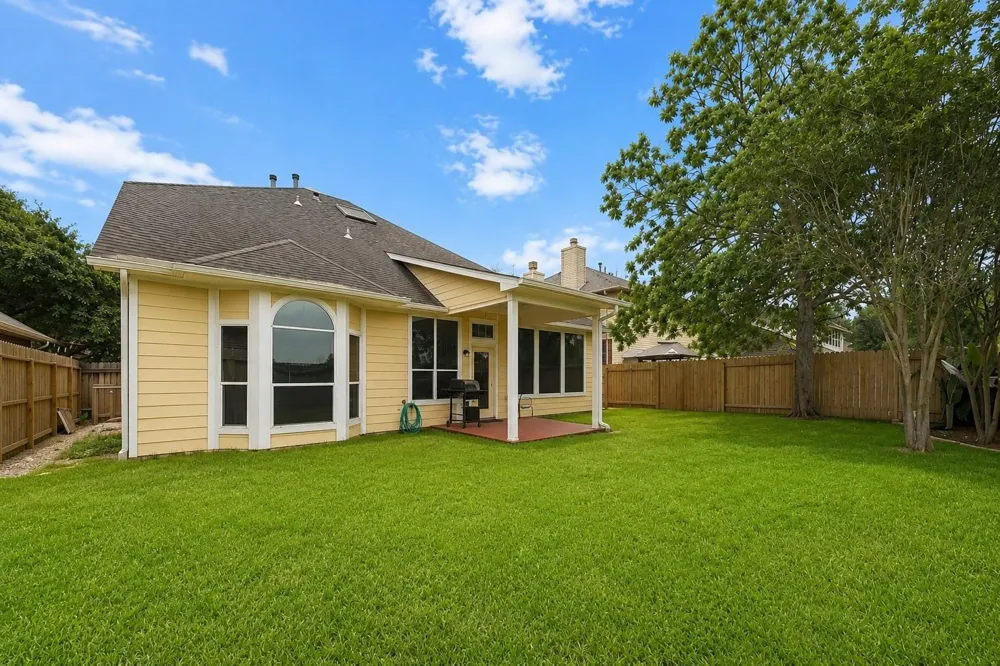 4026 Chestnut Bend Missouri City, TX 77459