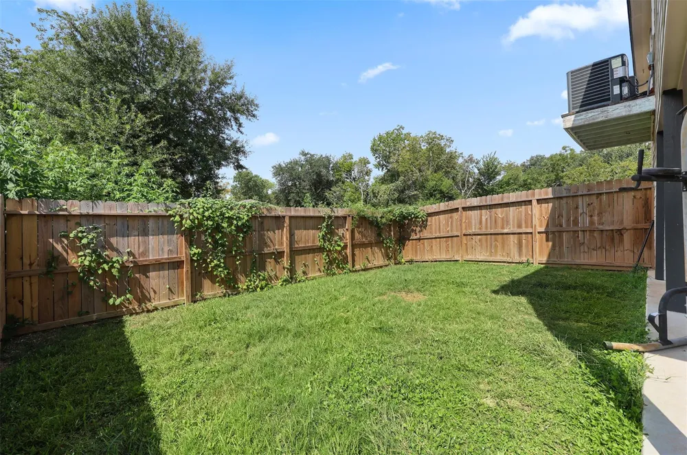 4106 White Street Bacliff, TX 77518
