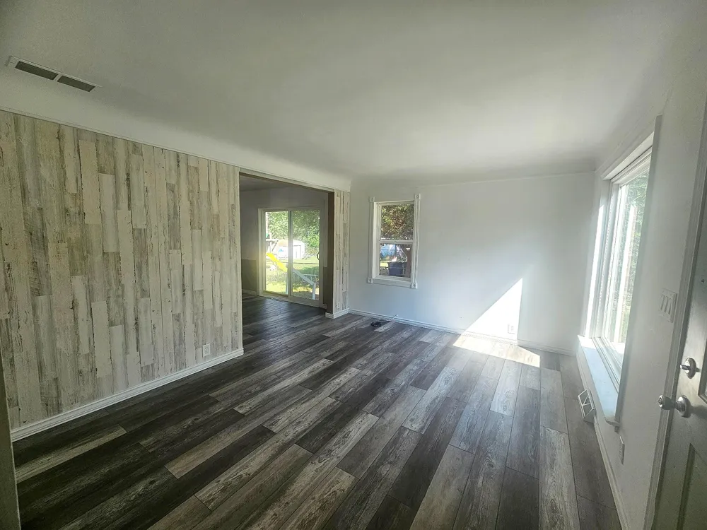 6015 Herbert Street Westland, MI 48185