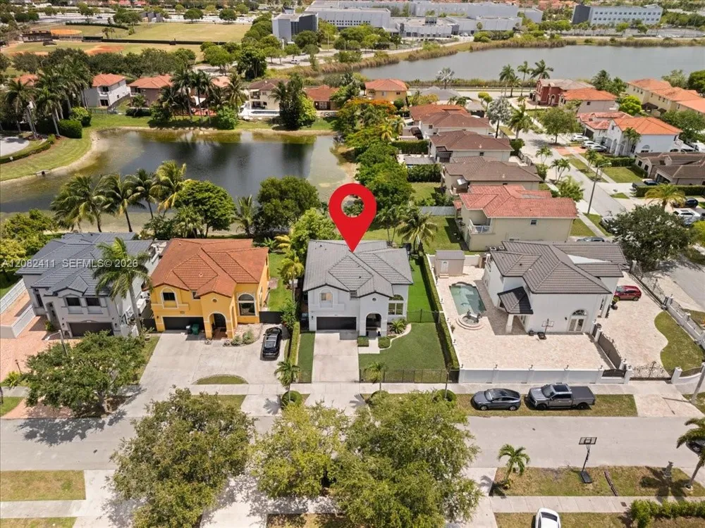 15931 SW 61st Ln Miami, FL 33193