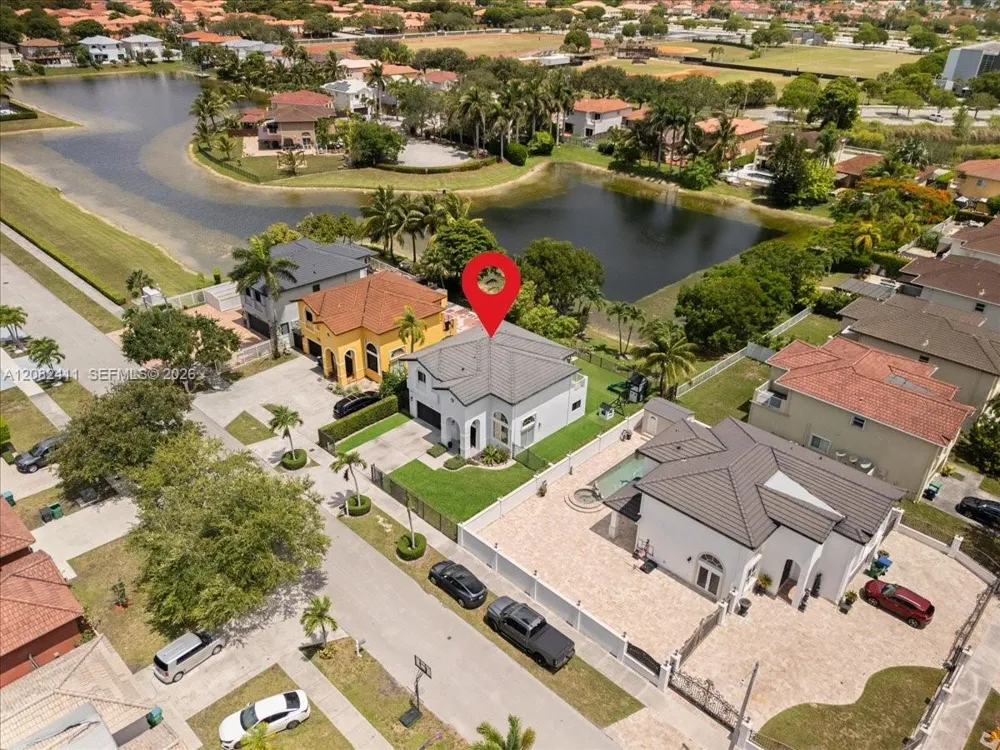 15931 SW 61st Ln Miami, FL 33193