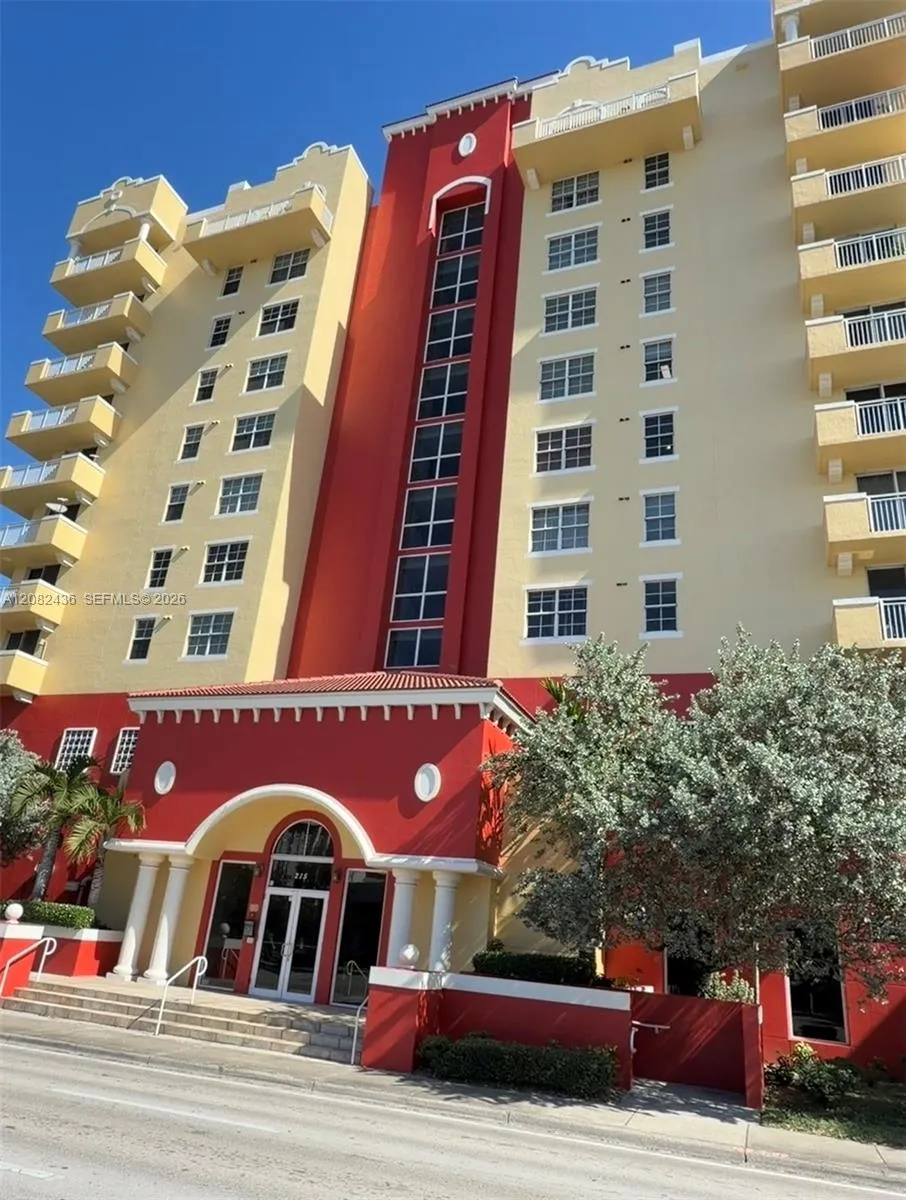 215 SW 42nd Ave #803 Miami, FL 33134