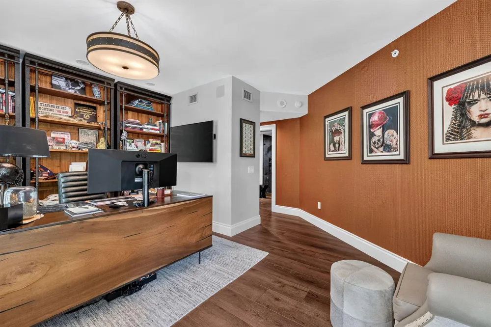 411 NEW RIVER DRIVE E #V-2 Fort Lauderdale, FL 33301