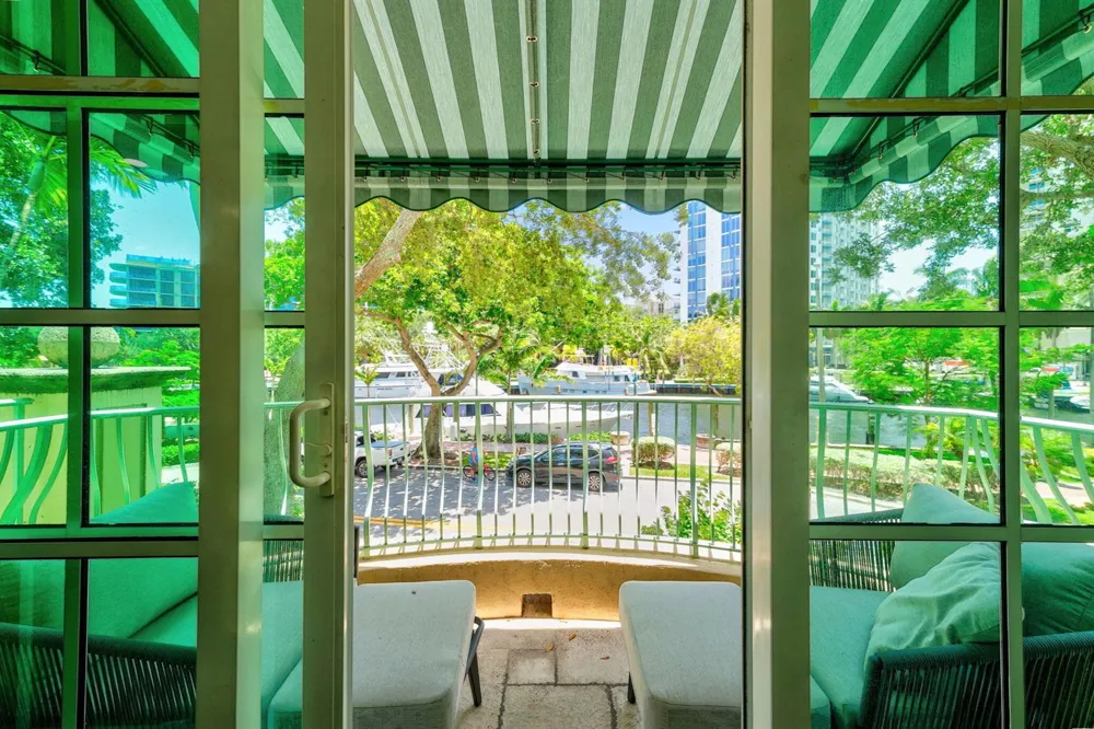 411 NEW RIVER DRIVE E #V-2 Fort Lauderdale, FL 33301