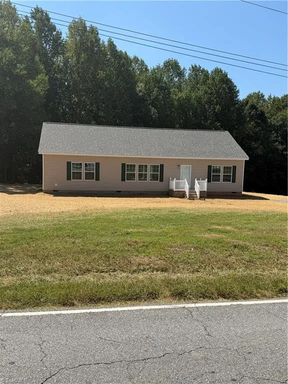 5101 Center Road Jonesville, NC 28642