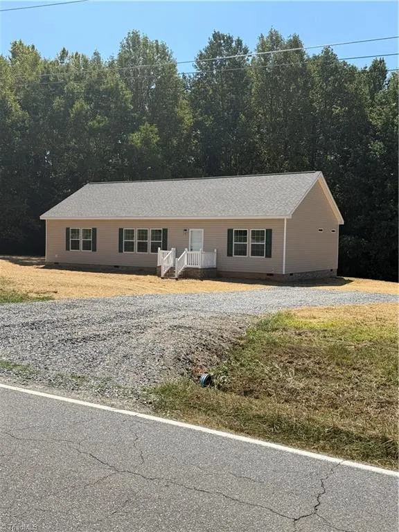5101 Center Road Jonesville, NC 28642