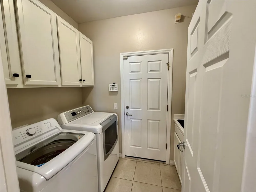 2436 ARUGULA DRIVE North Port, FL 34289