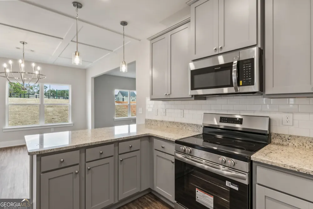 11201 Cornerstone WAY Hampton, GA 30228