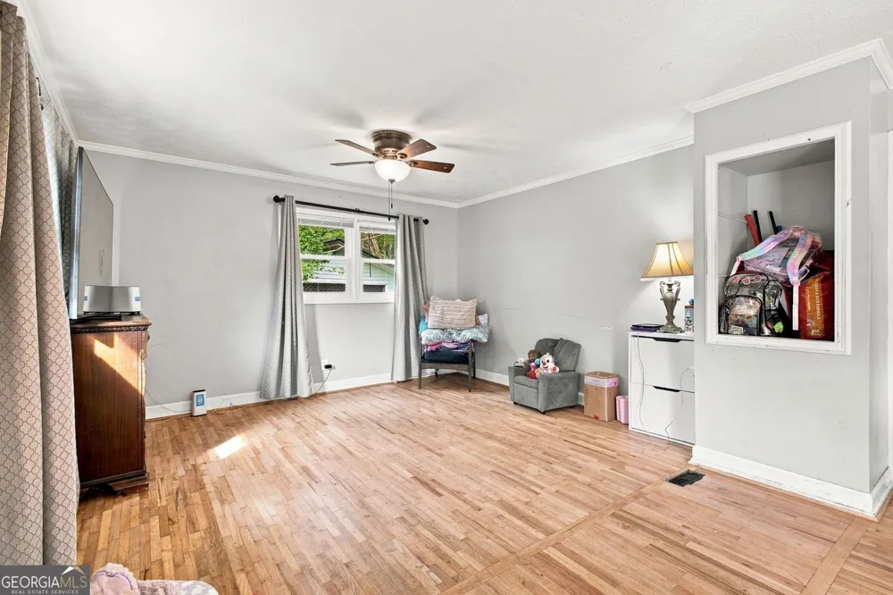 1517 Lee AVE Oxford, AL 36203