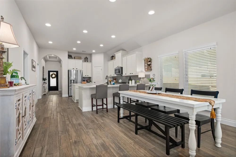 2404 Brook Crest Way Leander, TX 78641