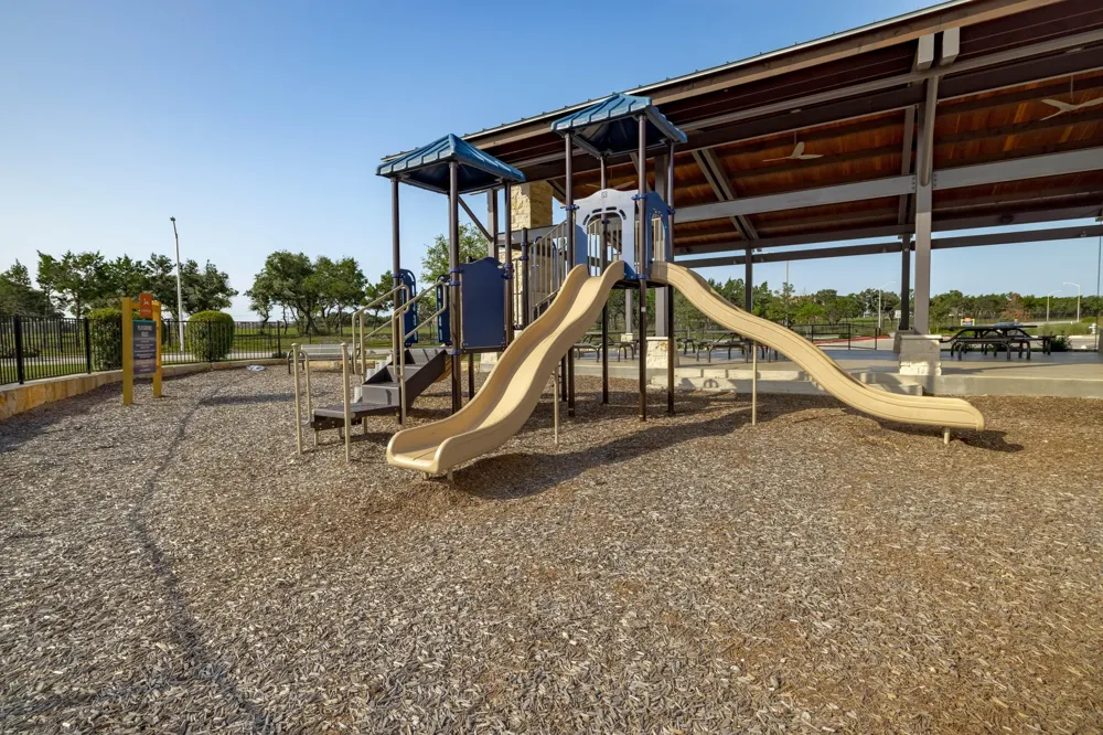 2404 Brook Crest Way Leander, TX 78641