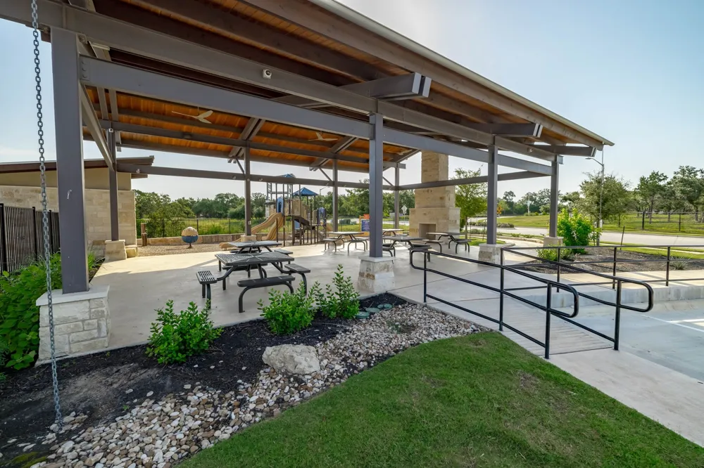 2404 Brook Crest Way Leander, TX 78641