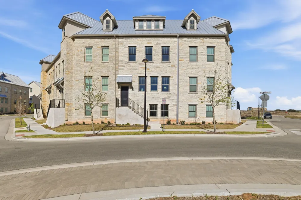 233 John Webster Street Leander, TX 78641