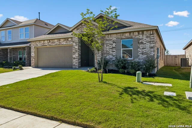 5801 MUSQUIZ RDG Seguin, TX 78155