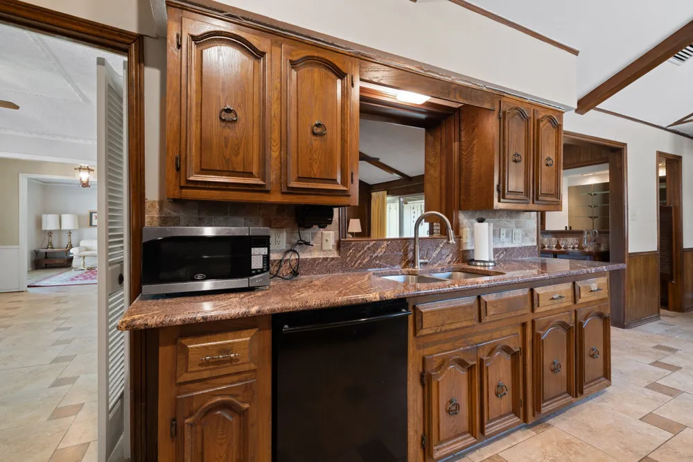 2702 Wagonwheel Drive Carrollton, TX 75006